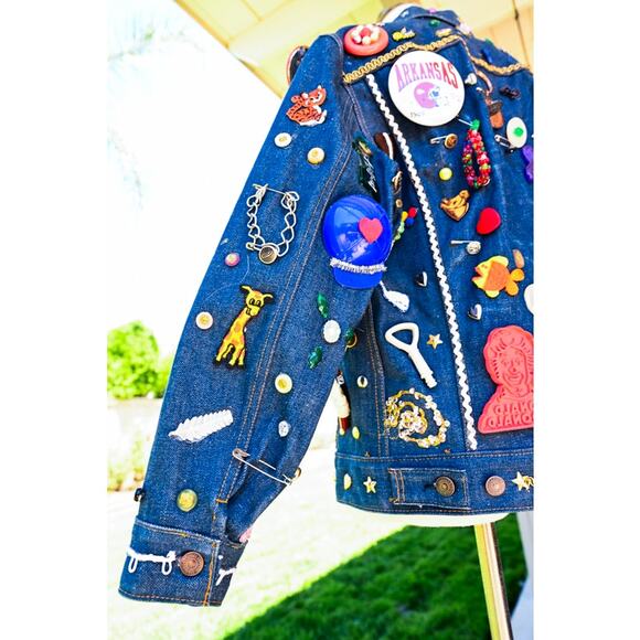 Custom 80's Denim Jean Jacket Levi's Orange Label Charms Pins Patches - Picture 11 of 15